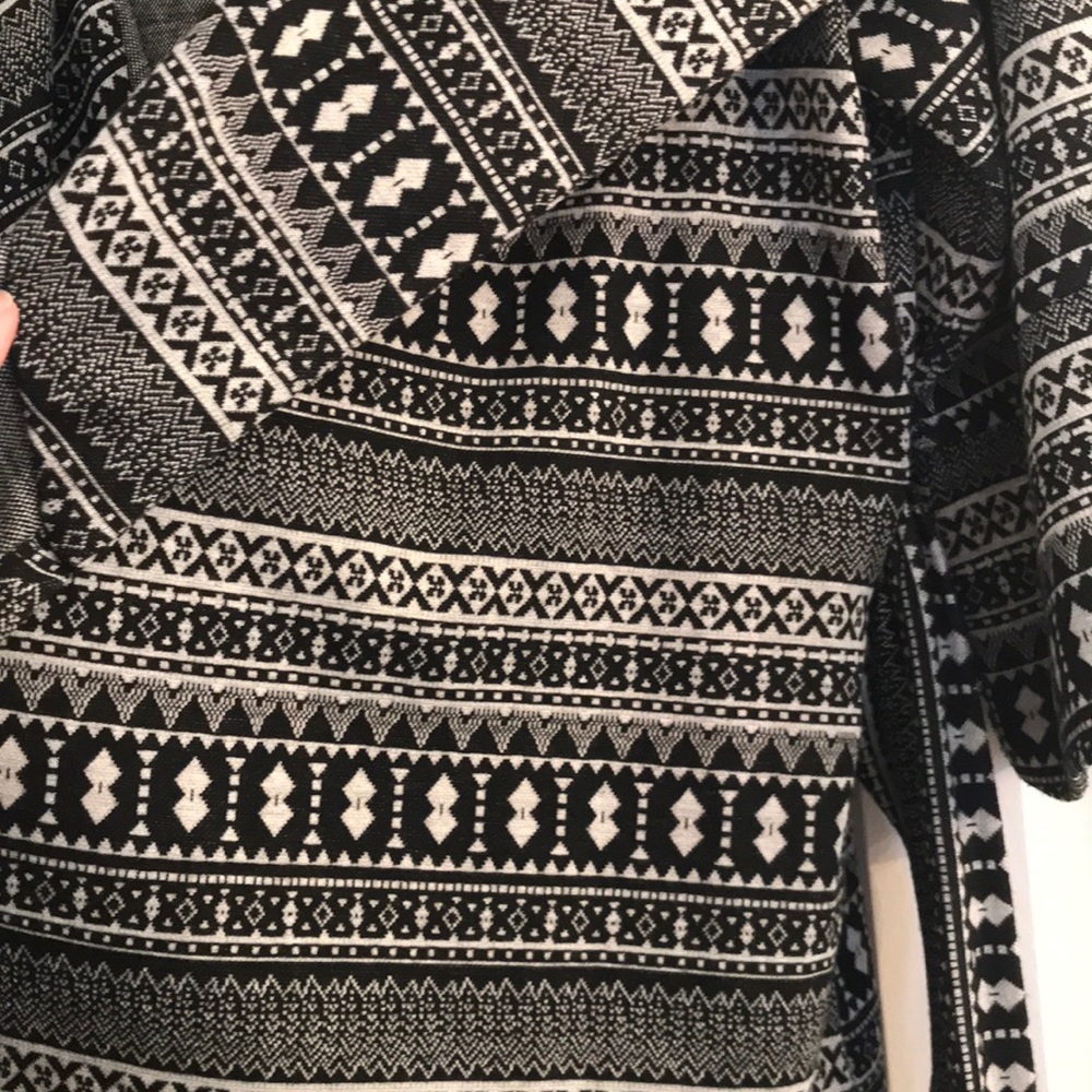 Sweater - Picture 2 of 4